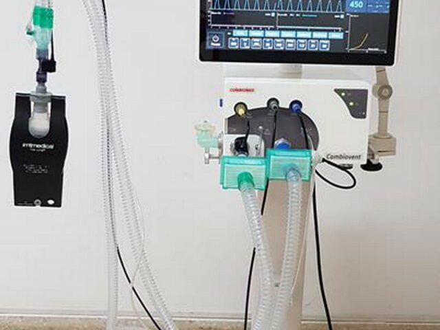 Detalles del prototipo del ventilador pulmonar cubano para adultos en salas de cuidados intermedios e intensivos.