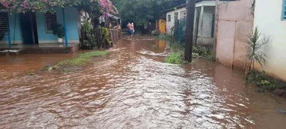 Crecida del río Cabaña en Moa