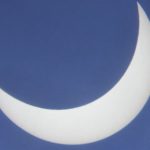 Imagen del disco del Sol, cubierto por la Luna un 69 por ciento de su área, en el máximo del eclipse solar del 14 de octubre de 2023. Lugar de observación: Don Mariano (Caimito, Provincia Artemisa).