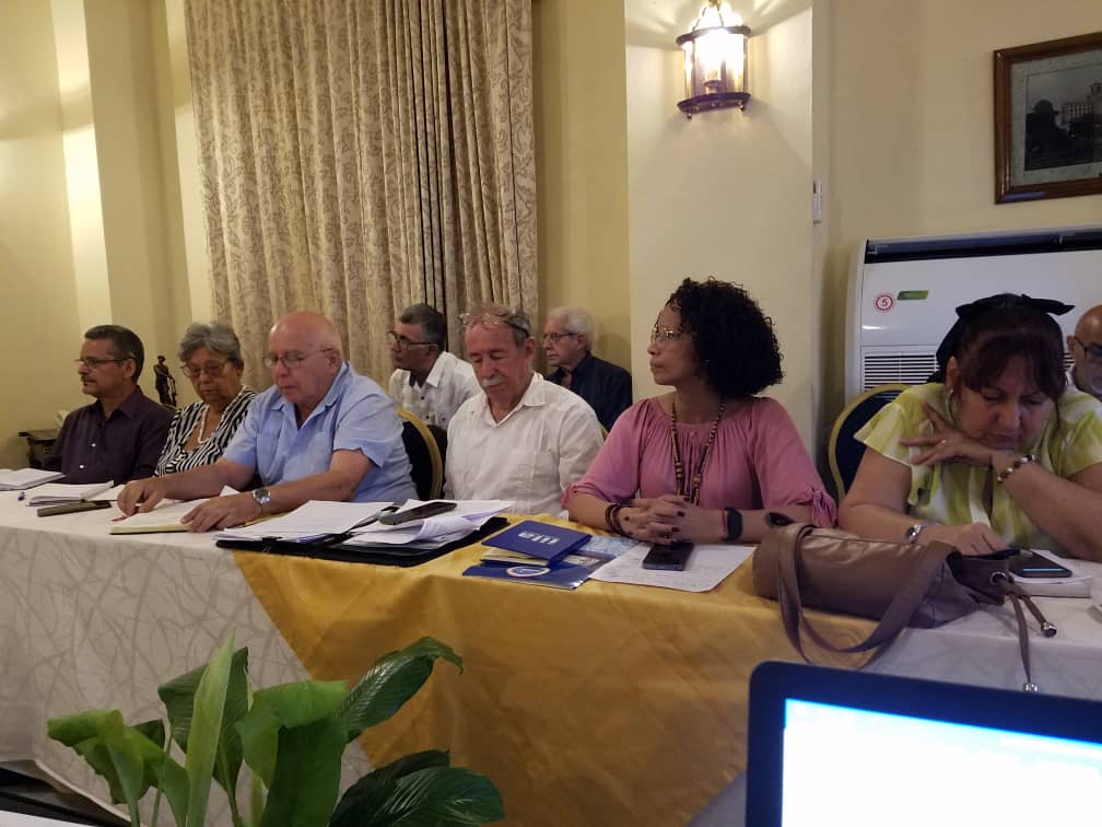 Expertos que trabajan en la nueva ley del Sistema de Ciencia, Tecnología e Innovación de Cuba