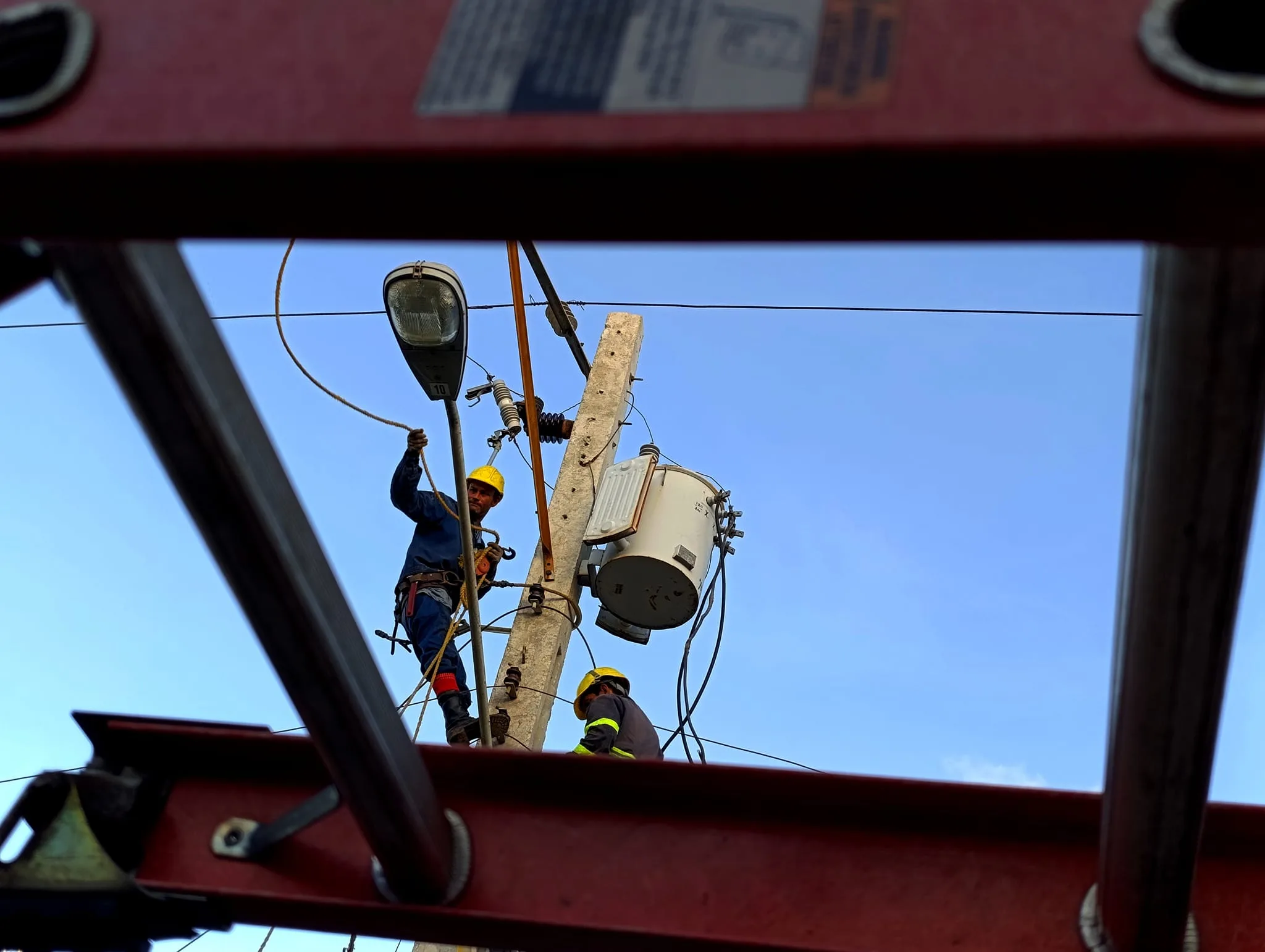Foto: Ricardo López Hevia, de la serie “Iluminados” (cortesía para Juventud Técnica) Vigentes en Cuba nuevas regulaciones para control y uso de la energía