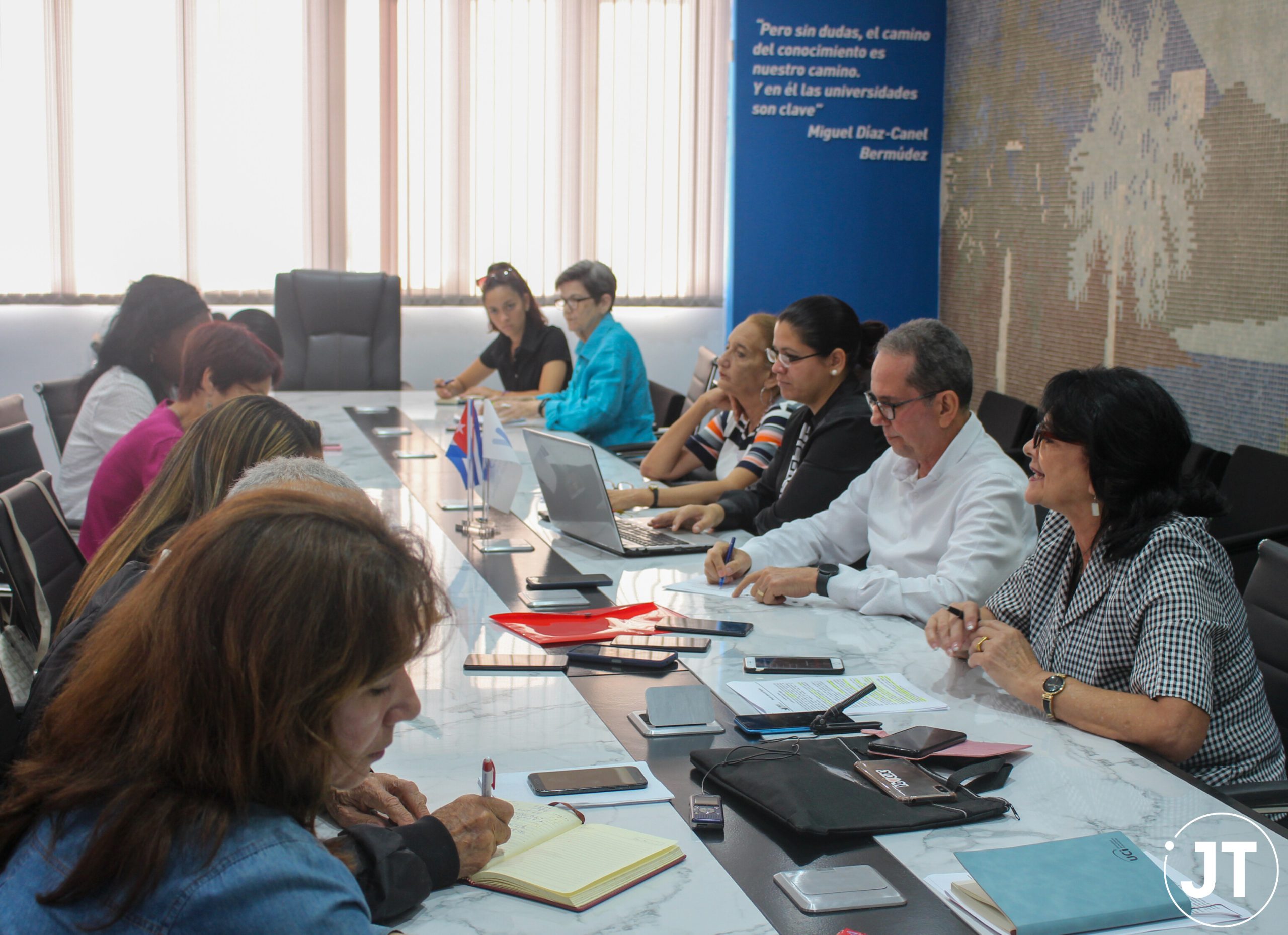 mes-conferencia