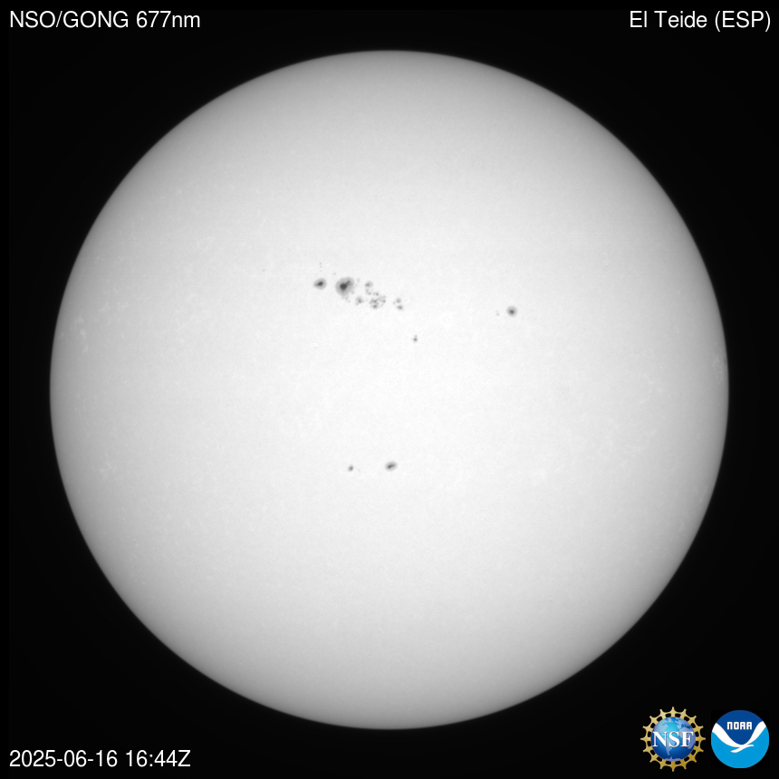 Disco solar donde se ven claramente las manchas solares./Imagen cortesía del Observatorio Solar ubicado en el pico El Teide, Islas Canarias